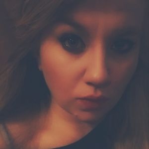 Meet your Posher, Carissa